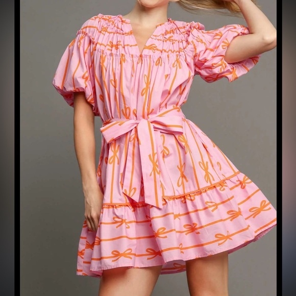 Umgee Dresses & Skirts - Umgee Small Pink Midi Dress with Orange Bow Print and Puff Sleeves with belt